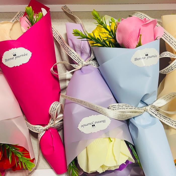 7色セット ソープフラワー ミニブーケ シャボンフラワー 石鹸素材 プレゼントギフト おしゃれでかわいいお花 母の日 お祝い |  | 18