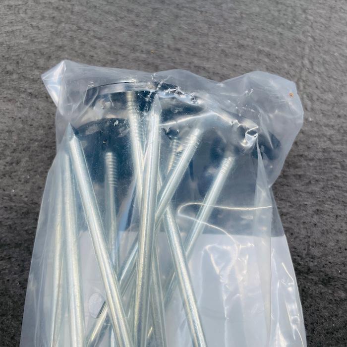 楽りゃく釘 15cm 10P×200袋 2000本 防草シート 人工芝 押さえ釘 黒丸付き 特殊釘 雑草対策 固定ピン アンカーピンの画像