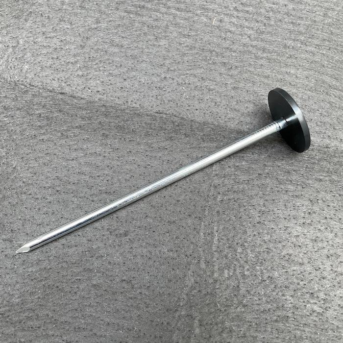 楽りゃく釘 15cm 10P×200袋 2000本 防草シート 人工芝 押さえ釘 黒丸付き 特殊釘 雑草対策 固定ピン アンカーピンの画像