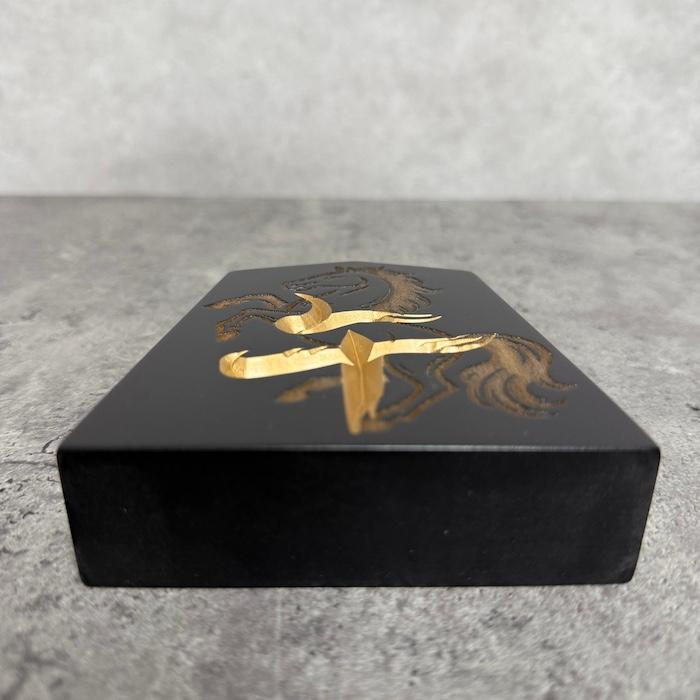 縁起物 置物 木製 飛翔午駒 4寸 高さ約11cm 午年 馬 お祝い 風水 将棋