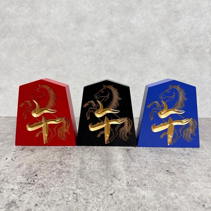 縁起物 置物 木製 飛翔午駒 4寸 高さ約11cm 午年 馬 お祝い 風水 将棋