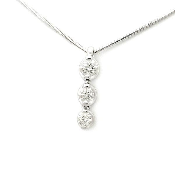 ダイヤモンド】 ネックレス オーバルモチーフ パヴェ ダイヤモンド 計  