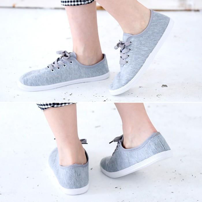 ♡Ⓜ️　フラットシューズ♡ Amazon.co.jp: UXZDX 中華靴女性刺繍フラットズ伝統的な刺繍の