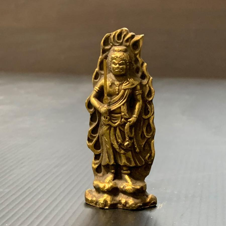 守護尊・不動明王の透かし彫り風の御守りプレート。高野山購入の現状品です！ 守護尊・不動明王の透かし彫り風の御守りプレート。高野山購入の現状