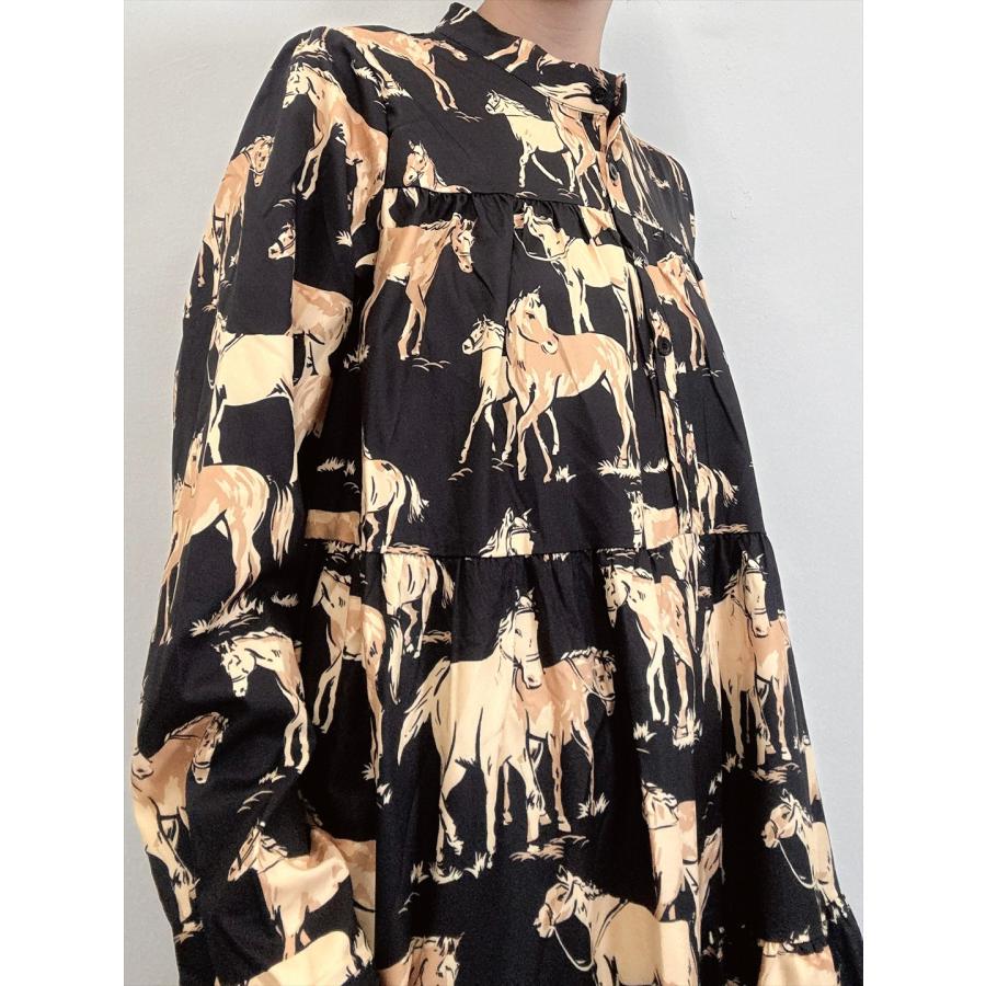 miele grande（ミエーレグランデ） 馬柄 ティアード ワンピース