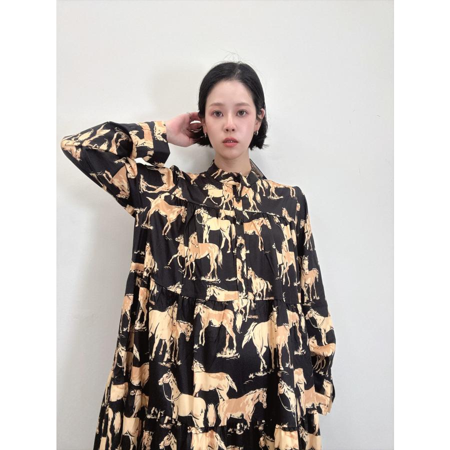 【極美品】パーリーゲイツ　24AW ストレッチタックジャガード線画馬柄ワンピース Nyストレッチドビースカート ＜ロゴアンカー柄＞ | PEARLY GATES