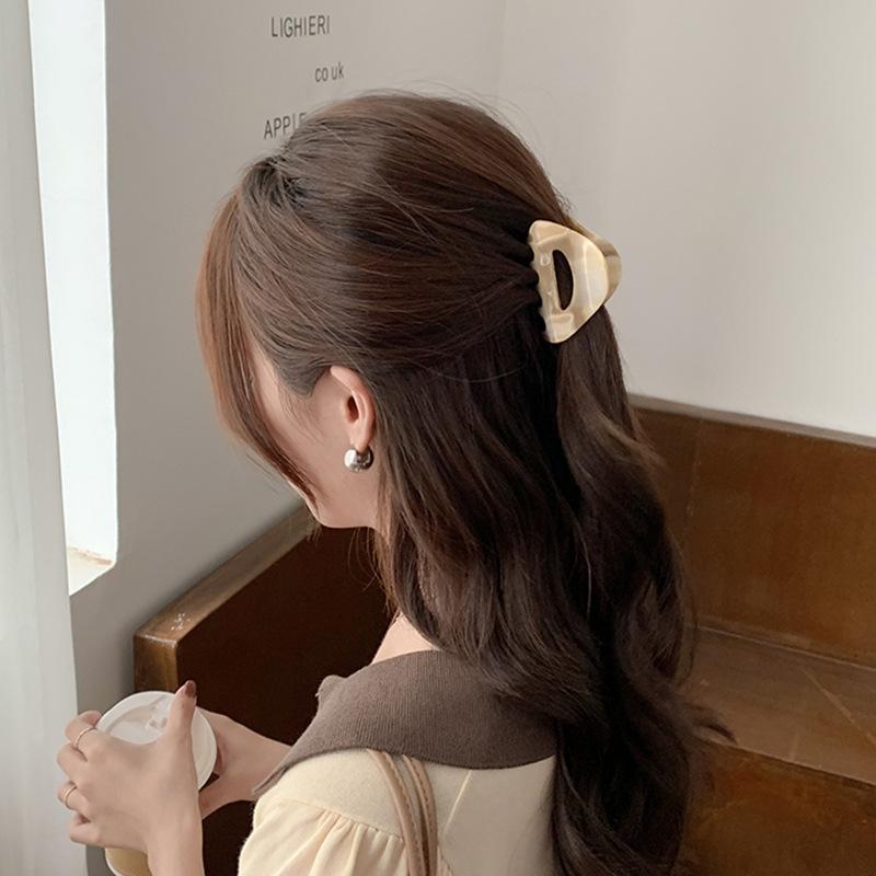 ヘアクリップ バンスクリップ ヘアアクセサリー レディース 子供用 シンプル 無地 べっ甲風 ハーフアップ 上品 髪留め ヘアアレンジ 髪飾り オフィ Acc おとりよせ Com 通販 Yahoo ショッピング