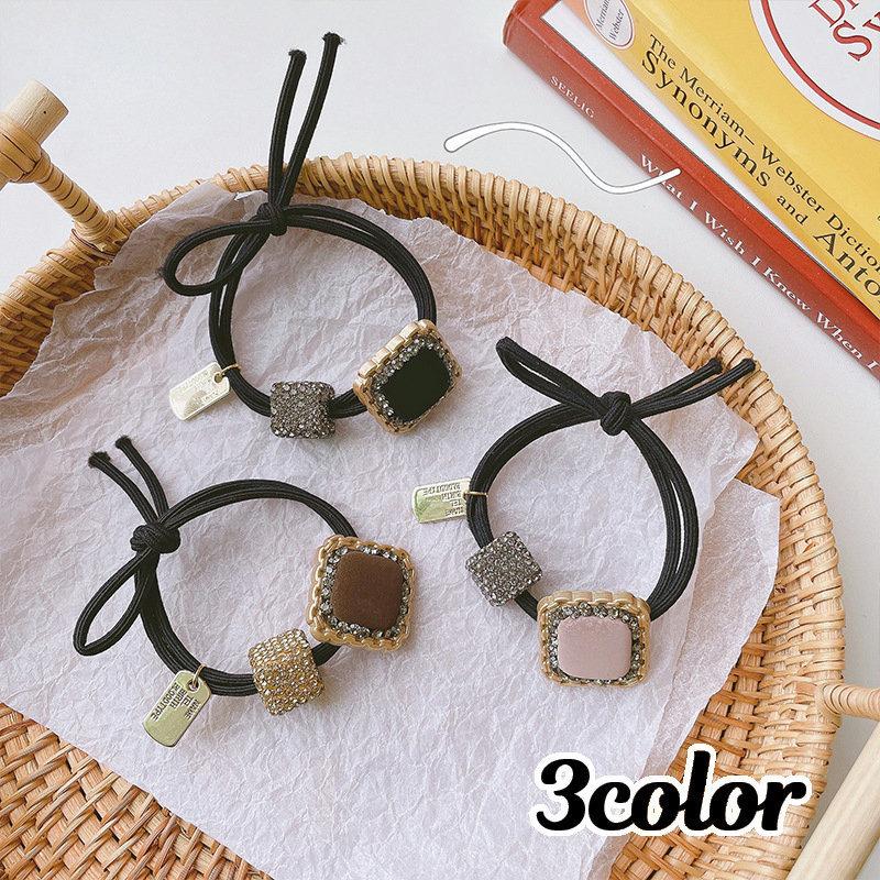 ヘアゴム 髪ゴム スクエア キューブ ラインストーン ヘアアクセサリー レディース 女性用 髪留め まとめ髪 髪飾り ヘアアレンジ おしゃれ かわいい Acc 478 おとりよせ Com 通販 Yahoo ショッピング