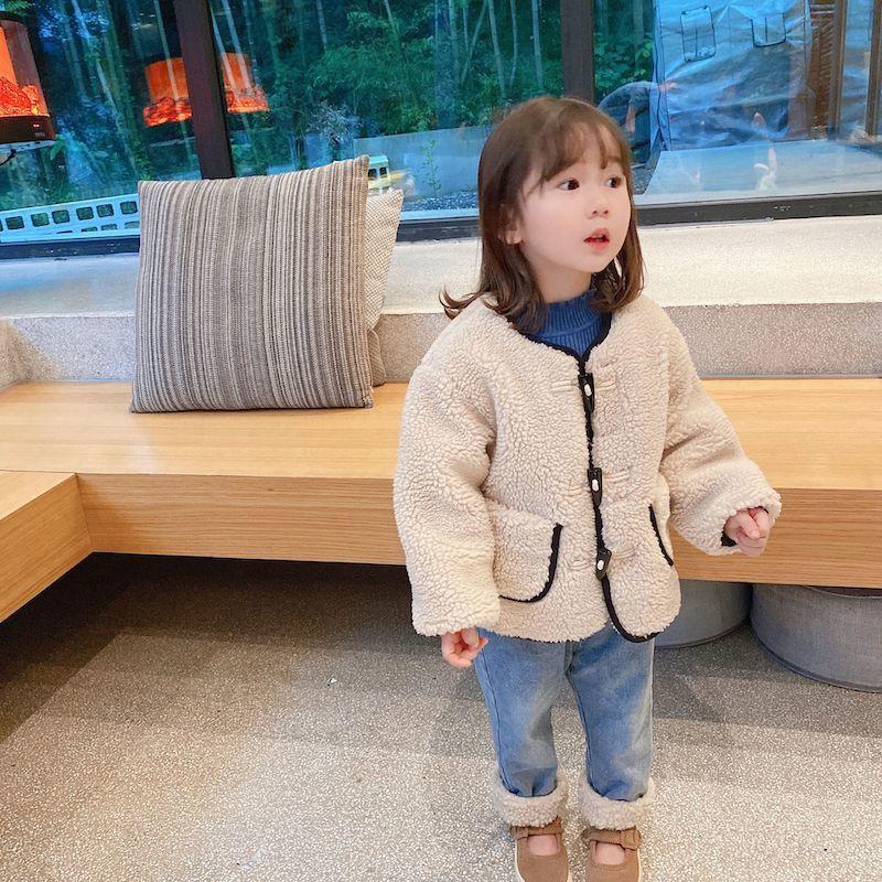 フリースジャケット キッズ 子供服 女の子 男の子 アウター 秋 冬 長袖 ムートンコート ダッフルコート ベージュ ふわふわ 暖かい 保温 防寒 普 :aut-33683:おとりよせ.com - 通販 - Yahoo!ショッピング フリースジャケット キッズ 子供服 女の子 男の子 アウター 秋 冬 長袖 ムートンコート ダッフルコート ベージュ ふわふわ 暖かい 保温 防寒 普 :aut-33683:おとりよせ.com - 通販 - Yahoo!ショッピング