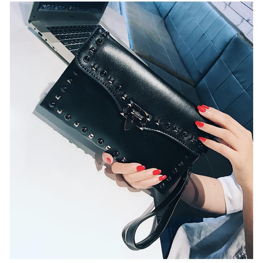 バッグ かばん カバン 鞄 Bag レディース ショルダーバッグ クラッチバッグ スタッズ おしゃれ かわいい かっこいい 小物 コンパクト Bag 4 おとりよせ Com 通販 Yahoo ショッピング