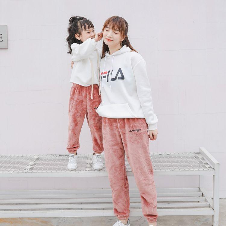 長ズボン ボトムス ルームウエア 子供服 ウエストゴム 英字ロゴ あったかい 可愛い シンプル お揃コーデ 親子コーデ 女の子 秋 冬 キッズ ジュニ Bot おとりよせ Com 通販 Yahoo ショッピング