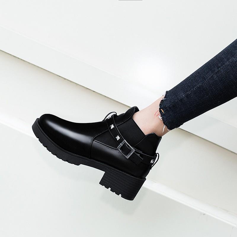 ブーティー ベルトブーツ ラウンドヘッド パンツスタイル 定番トレンド 無地 シンプル コーデしやすい おしゃれ 大人カジュアル 秋 冬 レディース Kutu おとりよせ Com 通販 Yahoo ショッピング