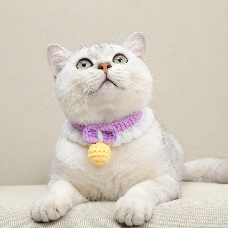ペット用アクセサリー ニット首輪 チョーカー 鈴モチーフ 猫用 ネコ イヌ 小型犬 超小型犬 アクセサリー 伸縮 ボタン おしゃれ かわいい キュート 通販 スタイ チョーカー 首輪 猫 犬 リボン ピンク Mサイズ