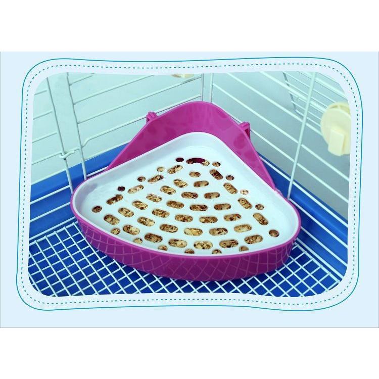 ウサギ用 コーナートイレ 本体 三角 メッシュ付き ケージに固定 網付き トイレタリー用品 ペットグッズ 小動物用品 うさぎ 兎 Pet おとりよせ Com 通販 Yahoo ショッピング