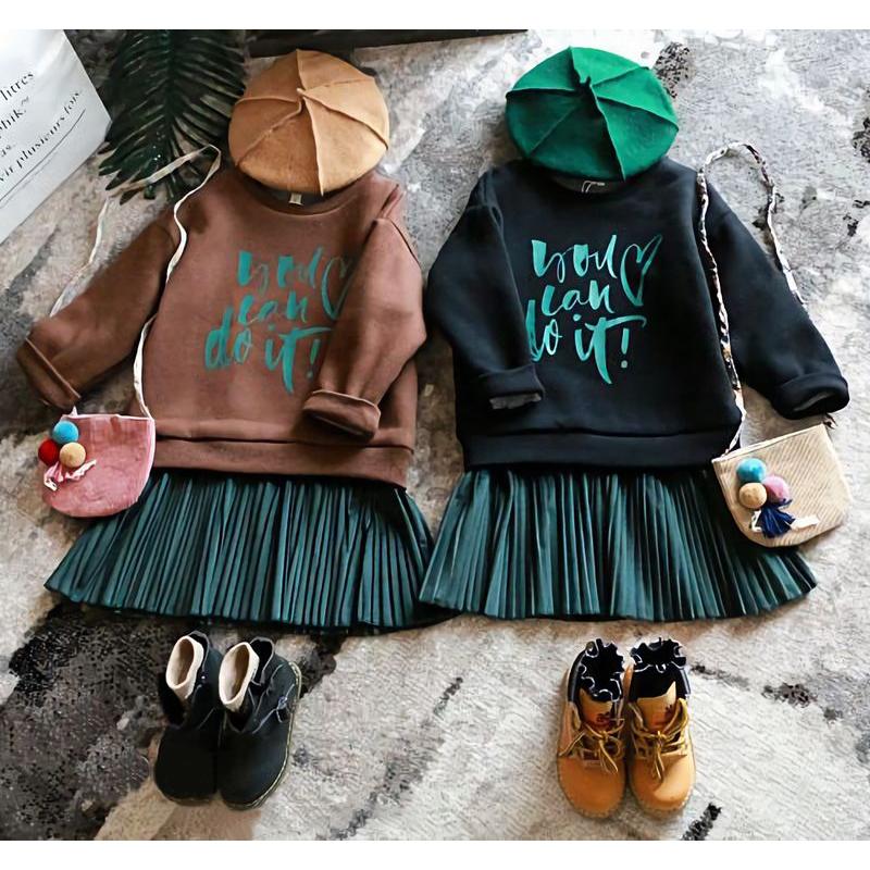 ドッキングワンピース 重ね着風ワンピース 長袖 プリーツスカート スウェット スエット 子供用 キッズ ラウンドネック 丸襟 丸首 リブ仕様 英字プリ Top おとりよせ Com 通販 Yahoo ショッピング