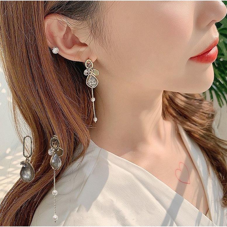 レディースピアス ピアス アクセサリー アシンメトリー フェイクパール ラウンド サークル 両耳 レディースアクセサリー 可愛い かわいい 女性用 婦 Zak 212 おとりよせ Com 通販 Yahoo ショッピング