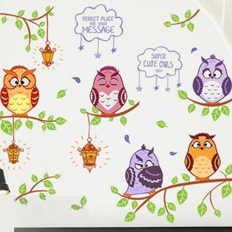 ウォールステッカー 壁紙シール 壁飾り 雑貨 フクロウ 鳥 バード 動物 アニマル 英字 英文 木の枝 リーフ イラスト アニメ風 コミカル カラフル Zak おとりよせ Com 通販 Yahoo ショッピング