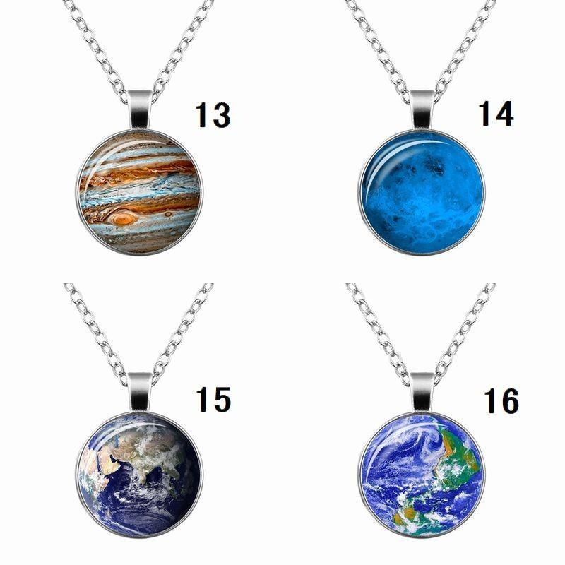 ネックレス ペンダント 光る 女性用 アクセサリー チェーン 50cm 円形 丸 ガラス 星空 夜空 月 宇宙 神秘的 綺麗 お土産 結婚記念 誕生日 Zak おとりよせ Com 通販 Yahoo ショッピング