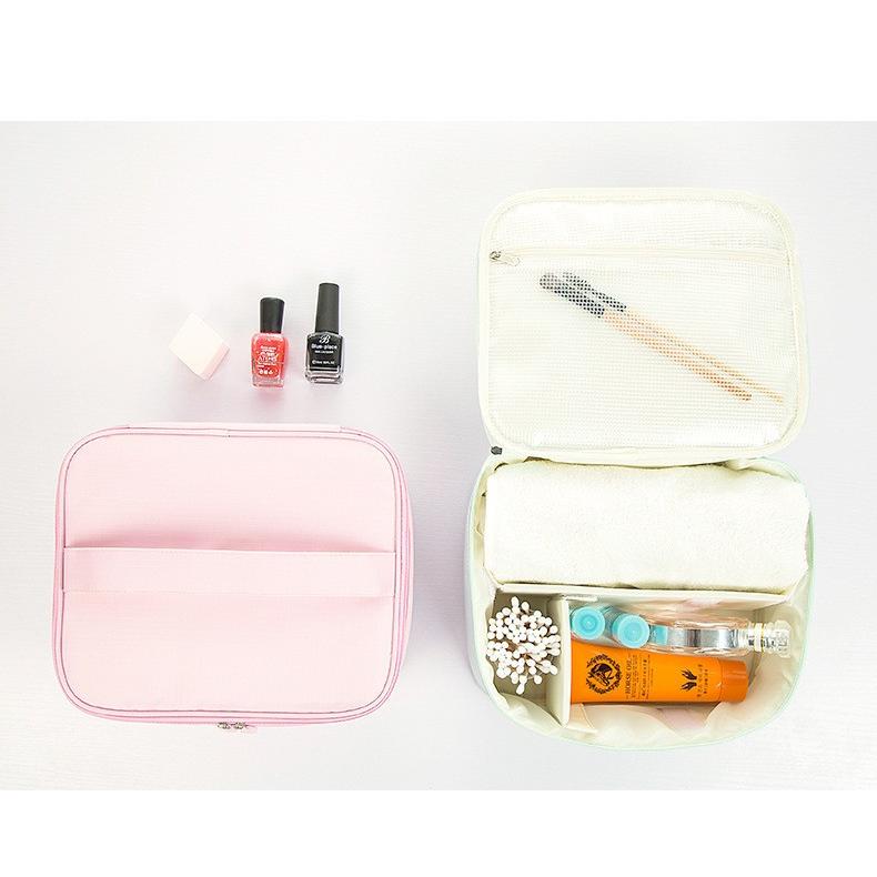 ポーチ レディース 婦人用 女の子 ポーチ コスメポーチ 化粧ポーチ トラベルポーチ 旅行ポーチ バニティ 取っ手 持ち手 大容量 旅行 出張 お出か Zak おとりよせ Com 通販 Yahoo ショッピング