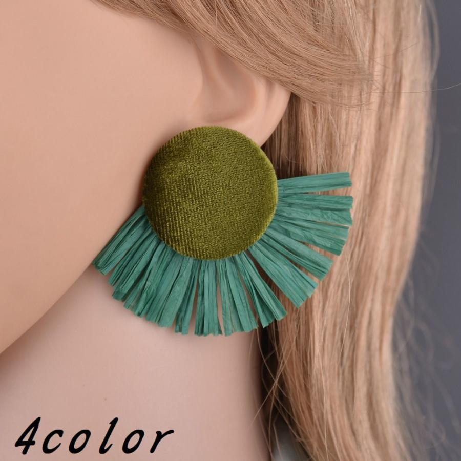 ピアス タッセル アクセサリー レディース 女性 フリンジ ボヘミアン風 大きめ おしゃれ かわいい プレゼント ギフト ファッション小物 Zak おとりよせ Com 通販 Yahoo ショッピング