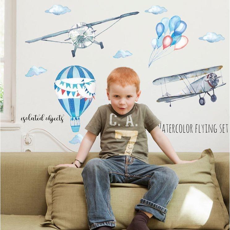 ウォールステッカー 壁紙シール 取り外し可能 水彩画風 男の子 気球 飛行機 乗り物 風船 雲 爽やか カッコイイ 英語 文字 面白い 子供部屋 寝室 Zak おとりよせ Com 通販 Yahoo ショッピング