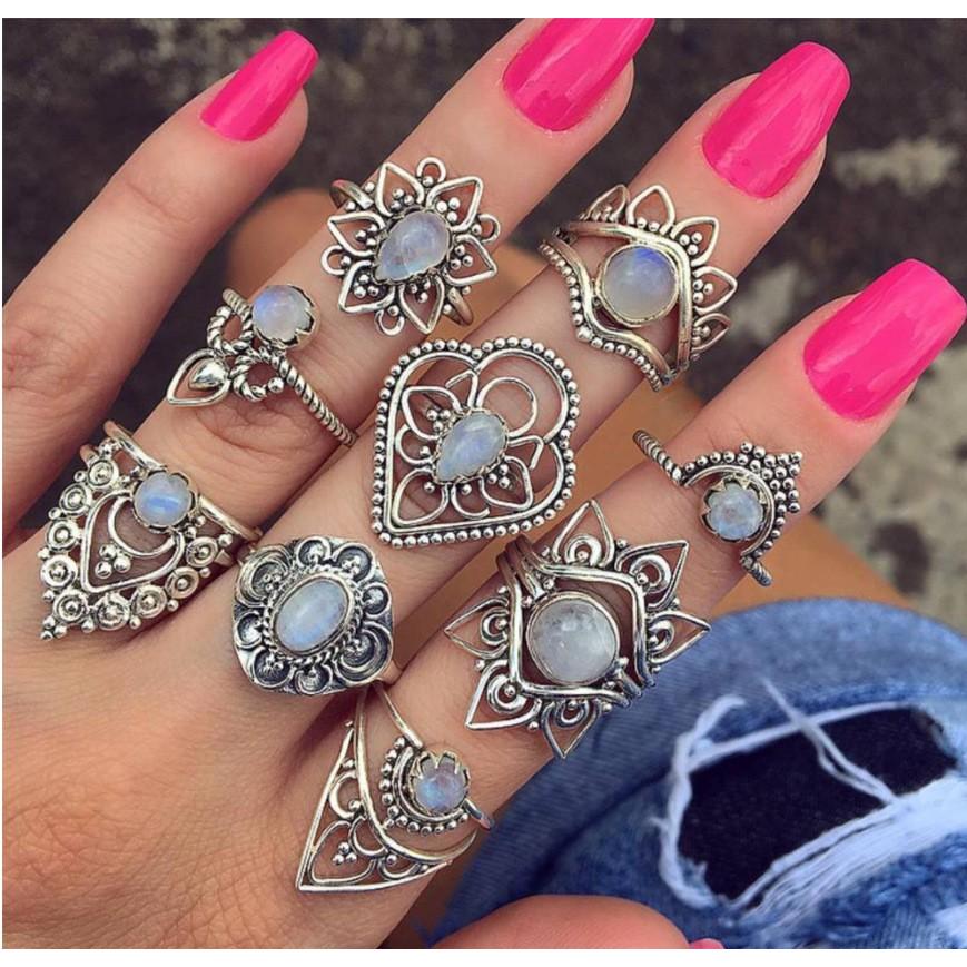 指輪 リング ファッションリング 9個セット レディース アクセサリー ジュエリー ごつごつ 大きめ 冠 花 レトロ調 ビンテージ ボヘミアン風 9点 Zak 619 おとりよせ Com 通販 Yahoo ショッピング
