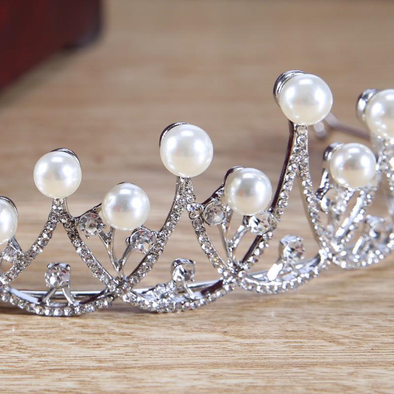ティアラ ヘッドドレス ヘアアクセサリー アクセサリー 髪飾り かわいい おしゃれ ブライダル 結婚式 ウェディング パーティー Zak おとりよせ Com 通販 Yahoo ショッピング