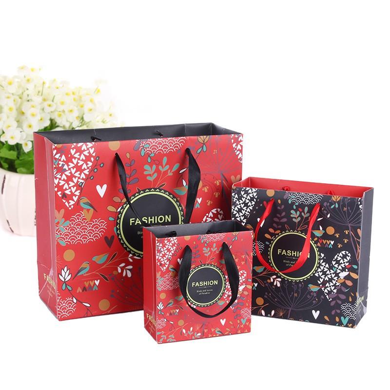 紙袋 ギフトバッグ ハート 花柄 鳥 ラッピングバッグ プレゼント 贈り物 かわいい おしゃれ バレンタインデー ホワイトデー Zak おとりよせ Com 通販 Yahoo ショッピング