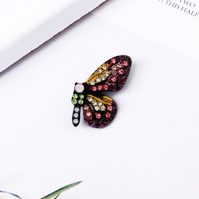 ブローチ 蝶 チョウチョウ ラインストーン レディース アクセサリー キラキラ おしゃれ きれいめ 上品 可愛い かわいい フォーマル 卒業式 入学式 Zak おとりよせ Com 通販 Yahoo ショッピング