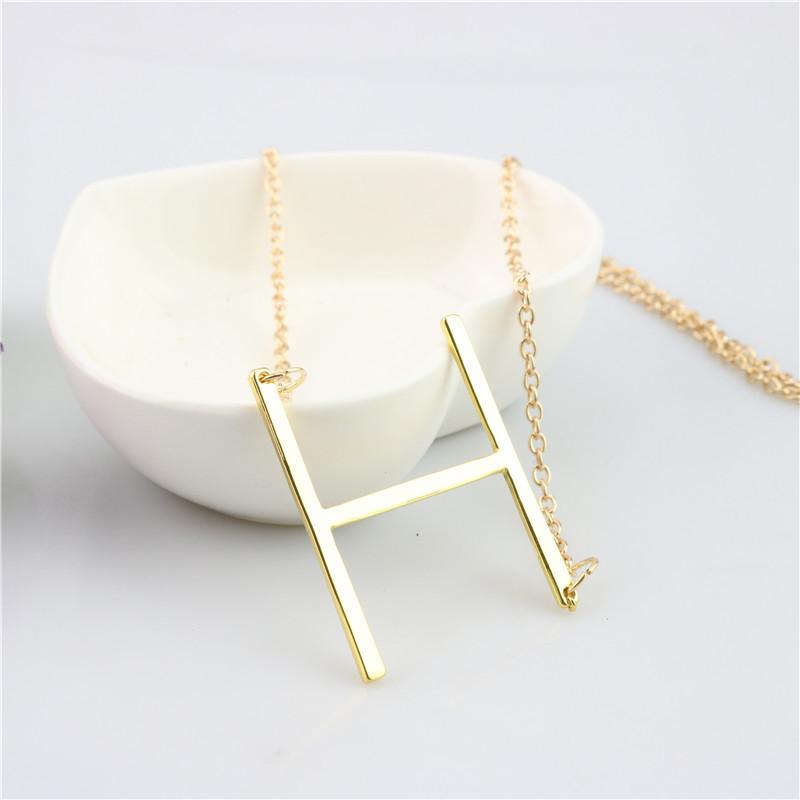ネックレス レディース アルファベット 文字 イニシャル アクセサリー シンプル 小物 おしゃれ かわいい ギフト プレゼント Zak おとりよせ Com 通販 Yahoo ショッピング