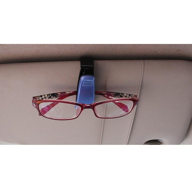 車用サングラスクリップ カー用品 車内収納 メガネクリップ 眼鏡 カード 多機能 簡単取付 サングラスホルダー 運転席 助手席 Zak おとりよせ Com 通販 Yahoo ショッピング