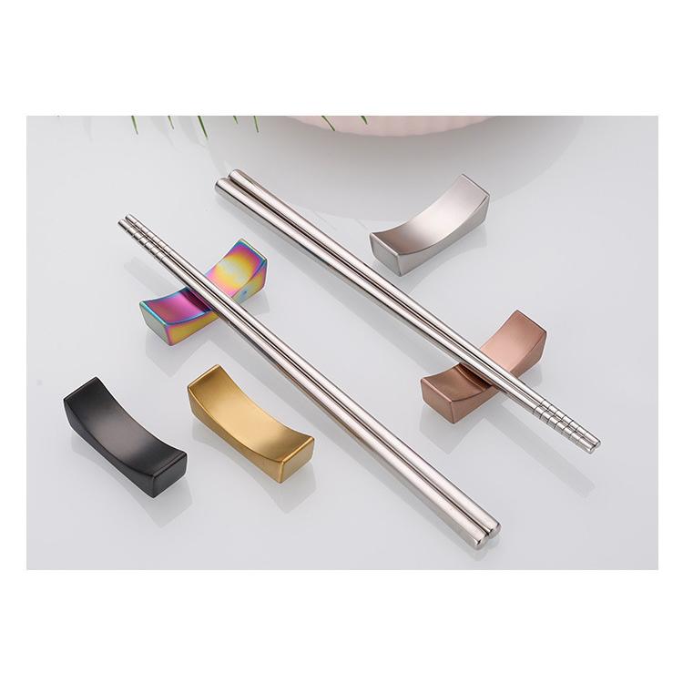 箸置き テーブル小物 ダイニング 食卓 センス良い シンプル ステンレス製 錆びない Zak おとりよせ Com 通販 Yahoo ショッピング