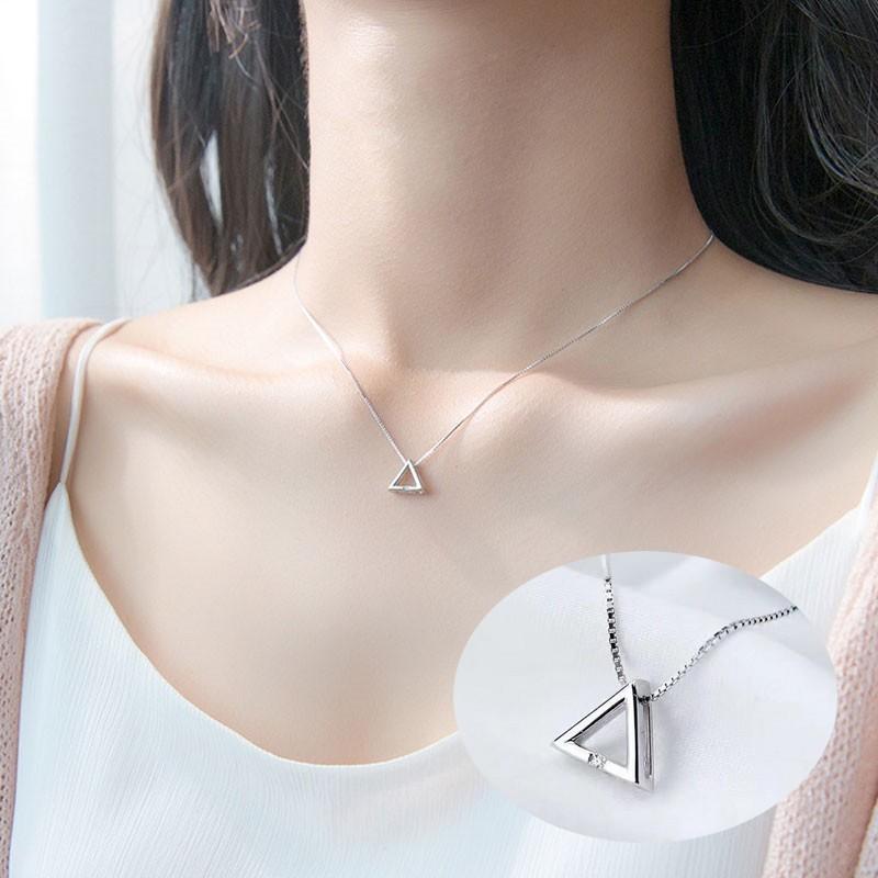 ネックレス ペンダント レディース 女性 アクセサリー 三角 おしゃれ 上品 シンプル かわいい きれいめ ギフト プレゼント ラインストーン Zak おとりよせ Com 通販 Yahoo ショッピング