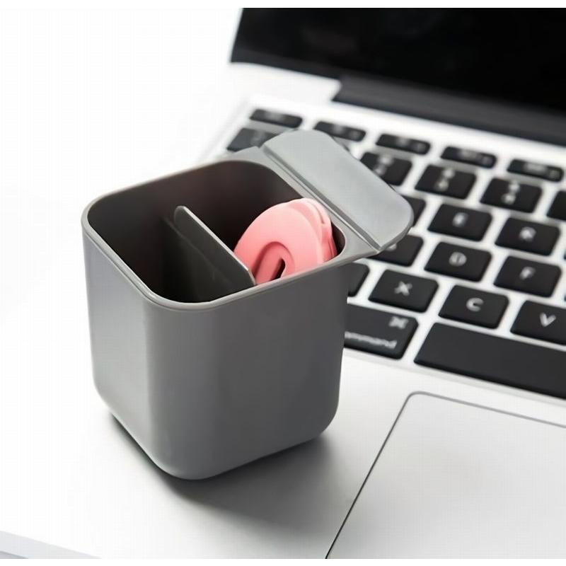 ペンホルダー デスクトップモニターペンホルダー 貼り付け デスク 雑貨 文具 文房具 ペン収納ボックス ペン立て オフィス 四角 白 多機能 小物収納 Zak おとりよせ Com 通販 Yahoo ショッピング