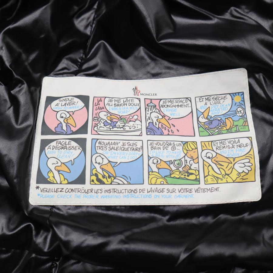 【かずちゃん】 新品・未使用　MONCLERモンクレール 非売品 ケース 質屋 未使用 MONCLER モンクレール ダウンベスト 220934830105