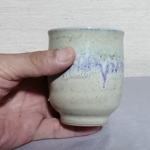 三池焼・流し模様がある緑の筒型湯のみ大(銅緑釉流し釉筒型湯のみ大) |  | 01
