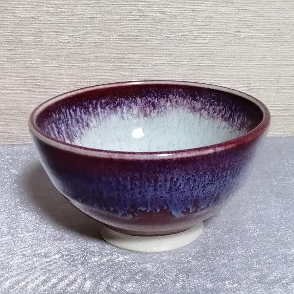 三池焼手作り陶器・流し模様のある赤いご飯茶碗内白大(辰砂流し釉飯碗内白大) | 