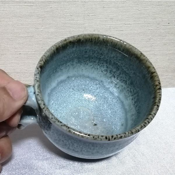 三池焼手作り陶器・フチが茶色っぽく全体が白い丸形マグカップ200cc(白釉フチ鉄丸形マグカップ200cc) |  | 03