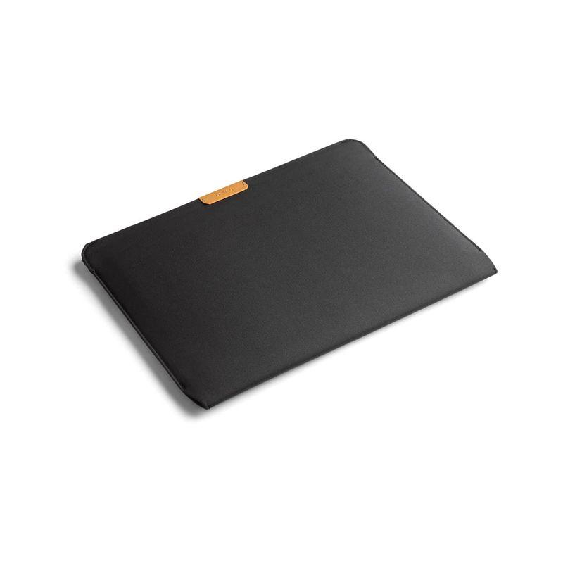 名作 Bellroy Laptop Sleeve（14インチのMacbook Pro、耐水性のあるリサイクル素材、マグネット式開閉