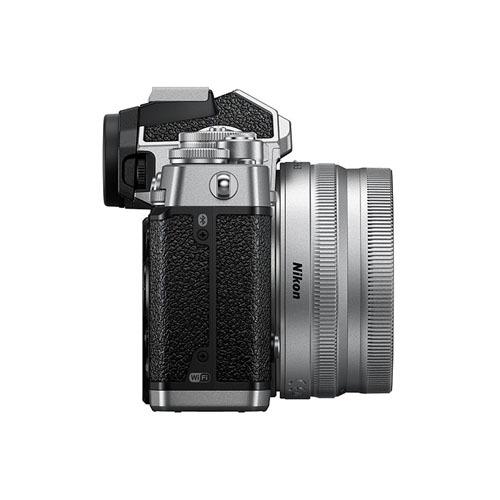 【納期1ヶ月】Nikon[ニコン] Z fc 16-50 VR SLレンズキット :4960759906335:ミカサカメラWeb ヤフー店