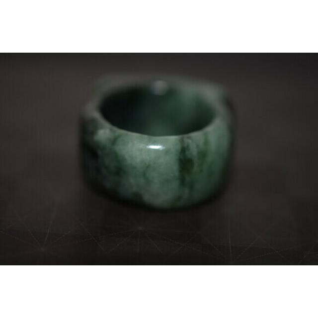 81-2 美品 21.5号 天然 青緑 翡翠 リング 指輪 硬玉 馬鞍 くりぬき 板 