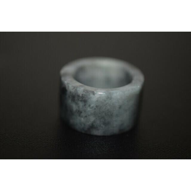 134-29 美品 19.0号 天然 翡翠 グレー リング 板指 広幅 指輪 硬玉 