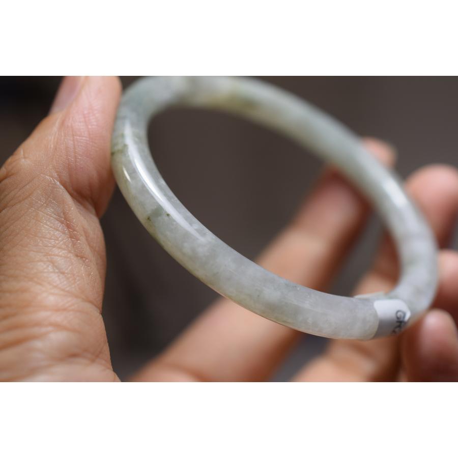 本翡翠 氷藍水細身バングル 〜54.5