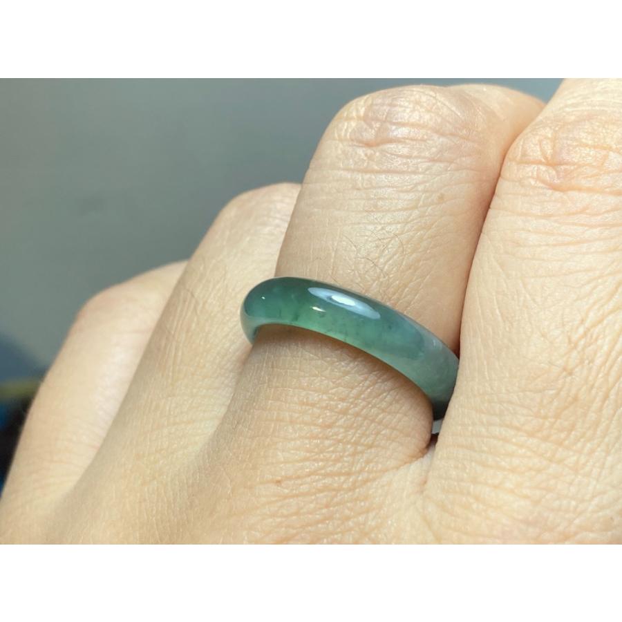 高品質　天然本翡翠 A貨 高氷種 藍水　冴える緑　くり抜きリング　9号 L9-11 氷藍緑 16.5号 天然グアテマラ産 A貨 本翡翠 くりぬき リング