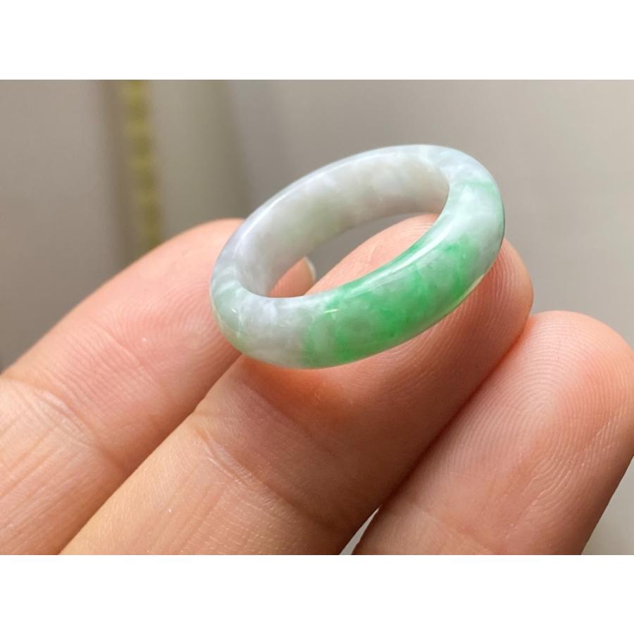 L10-39 美品 白底陽緑 13.5号 ミャンマー産天然 A貨 本翡翠 くりぬき 