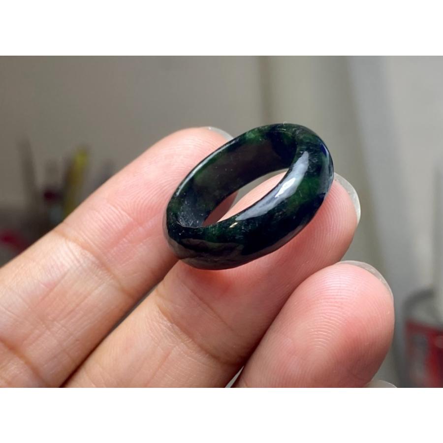 L11-118 一点物 黒緑 13.5号 ミャンマー産天然 A貨 本翡翠 くりぬき 