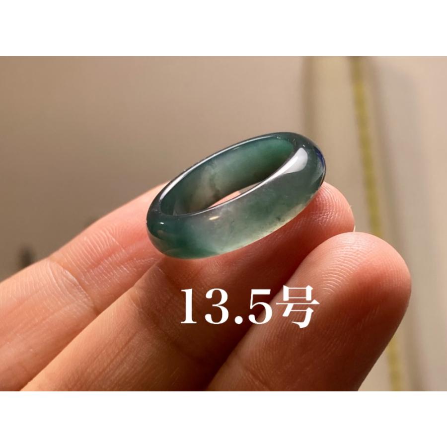 L11-135 氷種 紺色 13.5号 天然グアテマラ産 A貨 本翡翠 くりぬき 