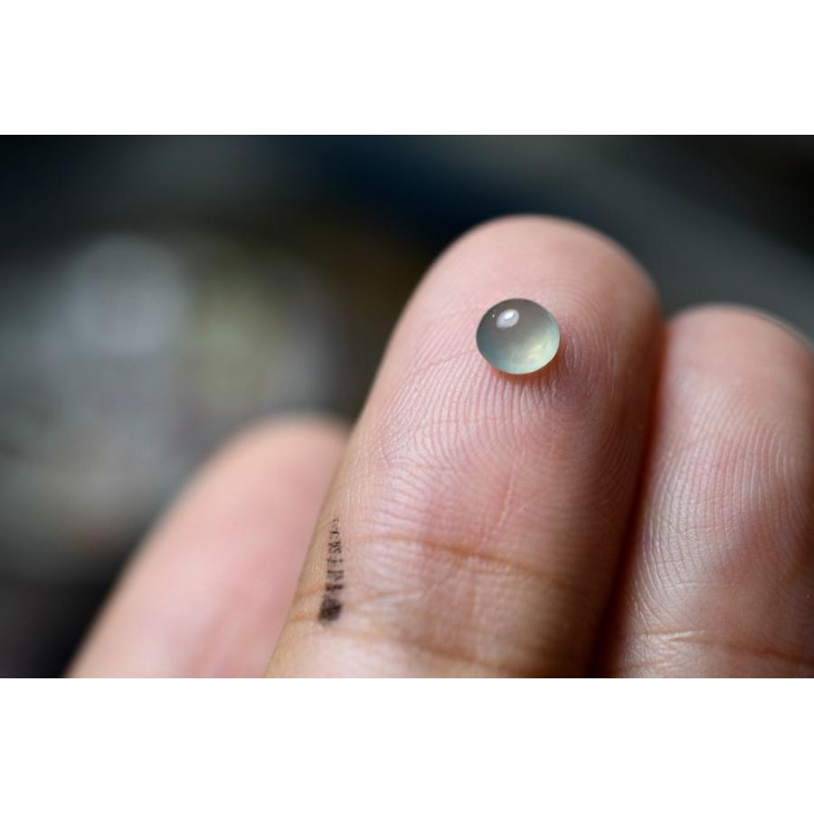 RS10-149 氷種 薄水緑色 ミャンマー産 天然 A貨 本翡翠 ルース 硬玉 