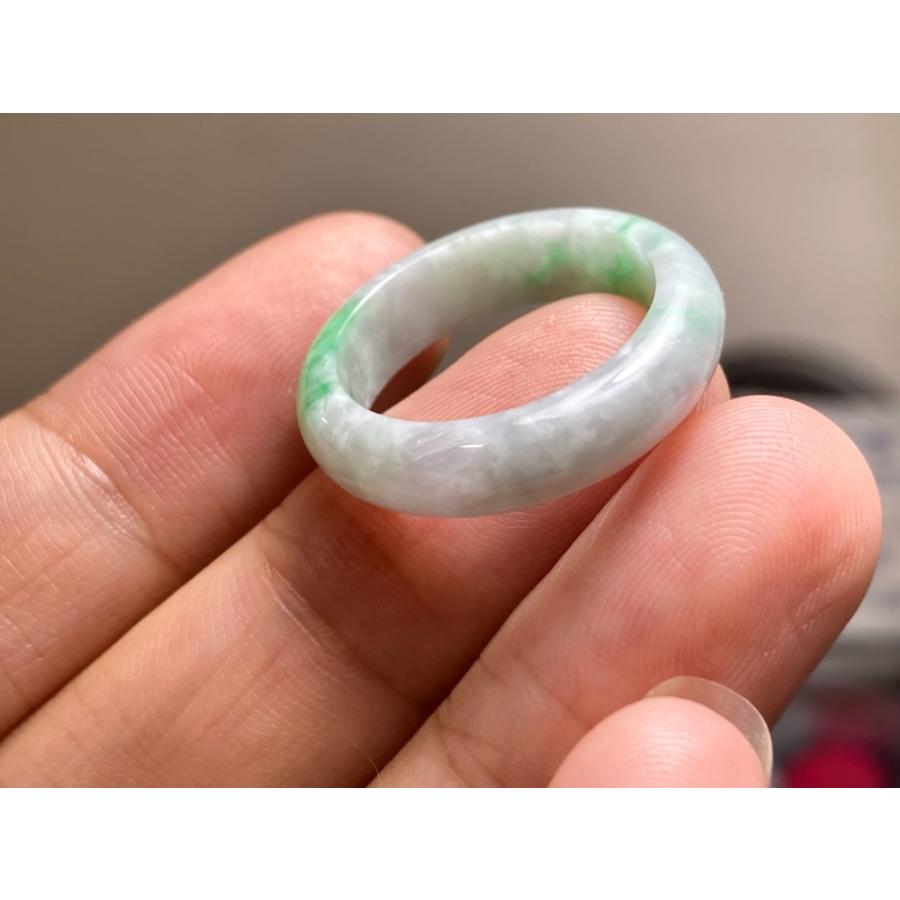 L13-196 美品 白底陽緑 16.5号 ミャンマー産天然 A貨 本翡翠 くりぬき