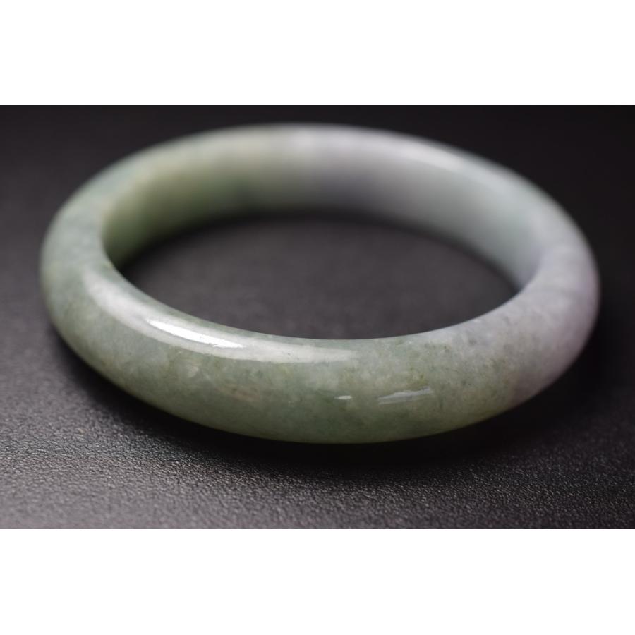 【新入荷】本翡翠保証‼️天然翡翠　藍水飄花バングル　内径約58.3mm 鑑定書付 新入荷】本翡翠保証‼️天然翡翠 藍水飄花バングル 内径約58.3mm 鑑定